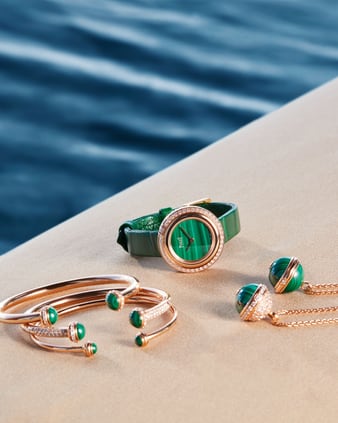pop up piaget avec bijoux et montres de luxe en or rose et diamant