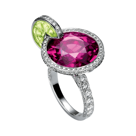 ホワイトゴールド製ダイヤモンド付きペリドット入りリング ピアジェ G34lm500 ホワイトゴールド製ダイヤモンド付きペリドット入りリング ピアジェ G34lm500