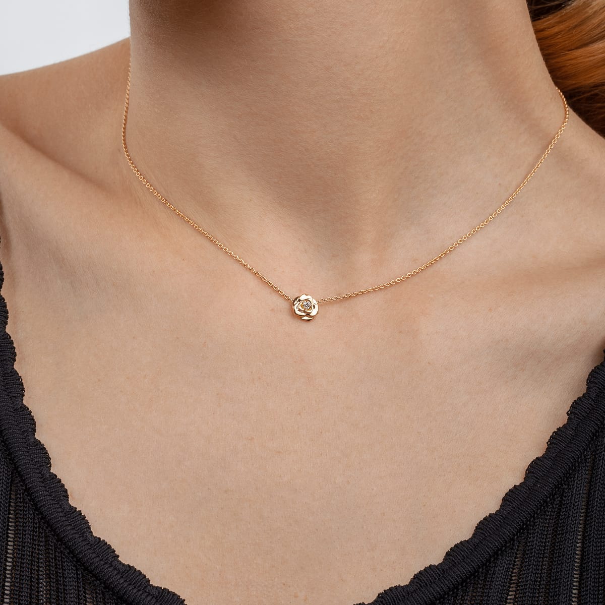 Rose gold Diamond Pendant G33U0960 Piaget Luxury Jewelry Online
